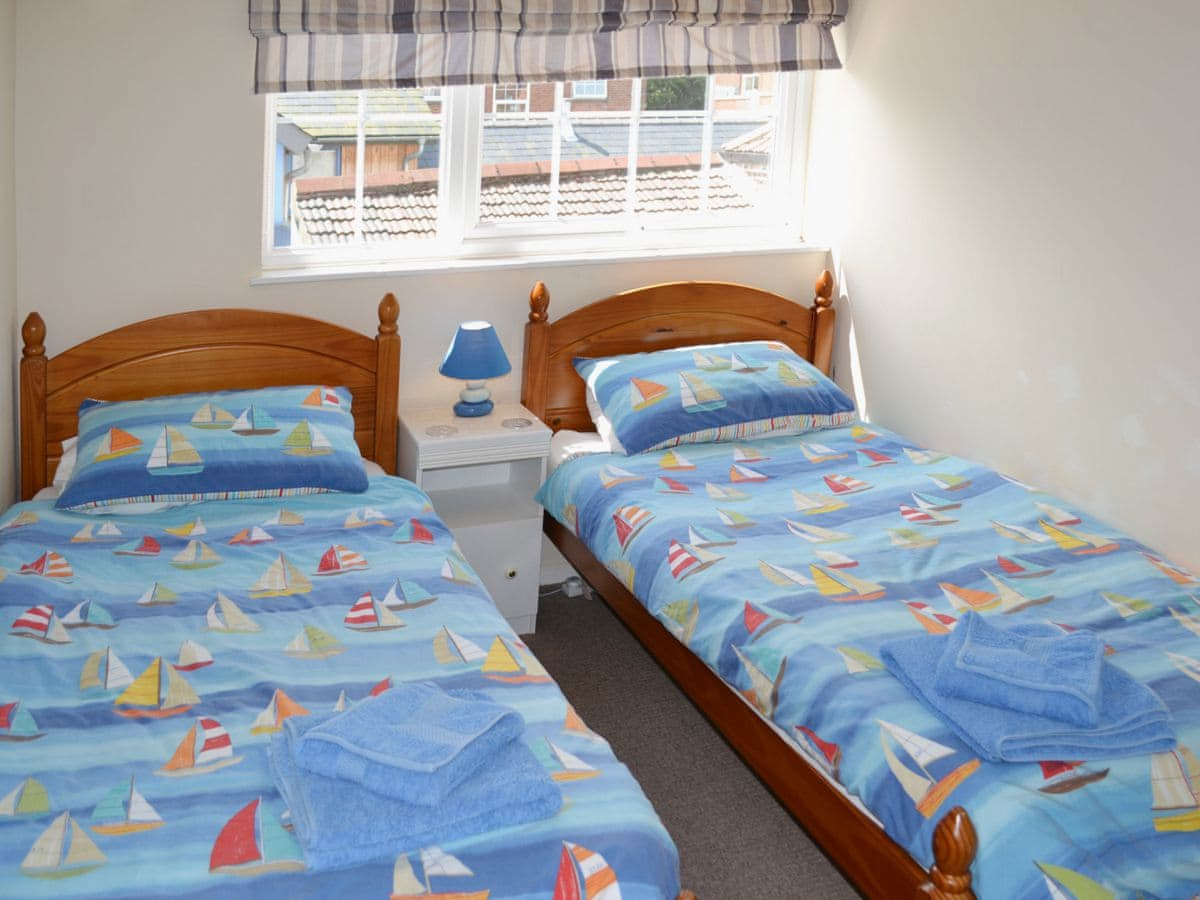 Twin bedroom | The Old Coach House, Cromer
